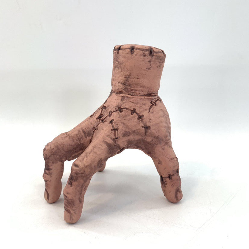 Wednesday one-on-one comparison to replicate a broken hand